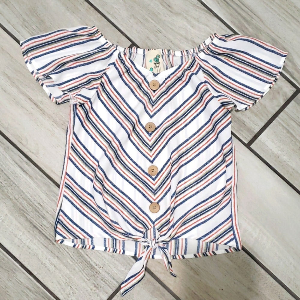 Lily Bleu Girl fun top. Size 7/8